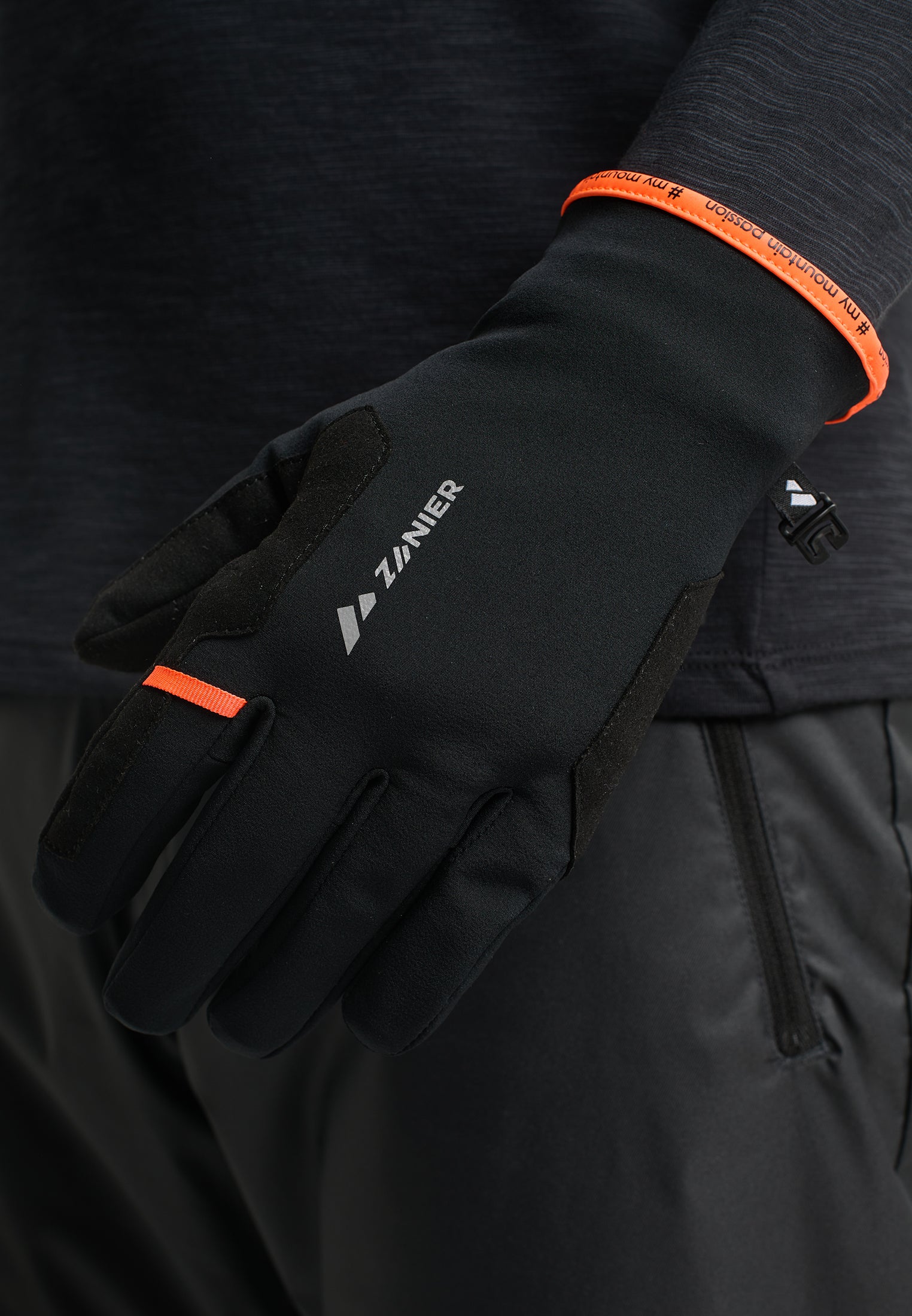 zanier-similaun-softshell-handschuhe-schwarz-winddicht image 4