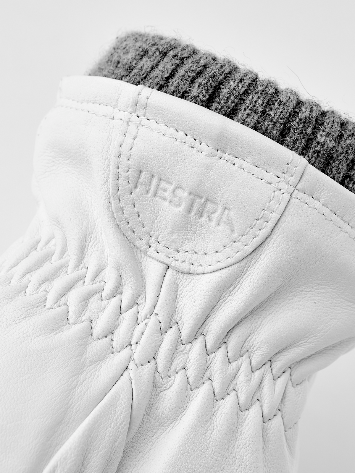 hestra-winston-torun-f-ustling-damen-lammleder-warm image 2