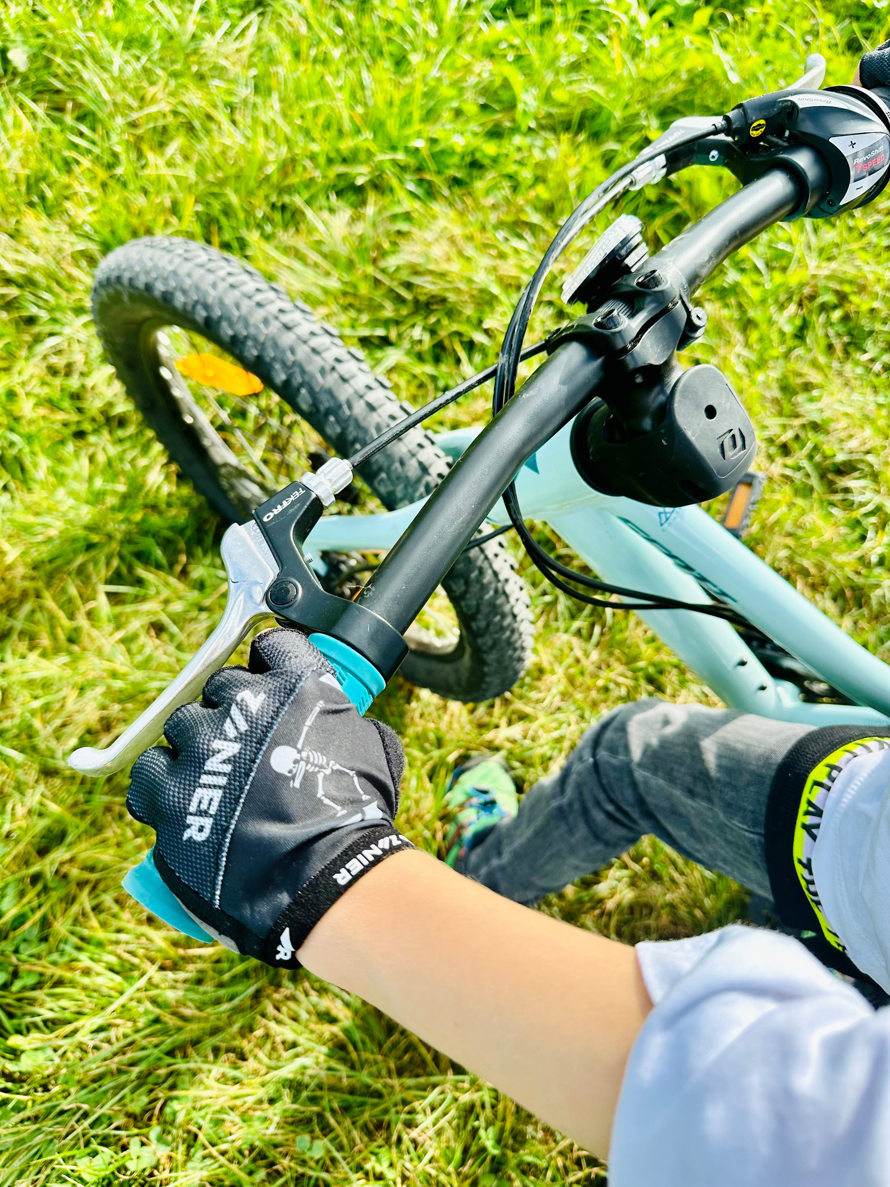 zanier-cycling-team-glove-junior-fahrradhandschuhe-schwarz-weiss image 5