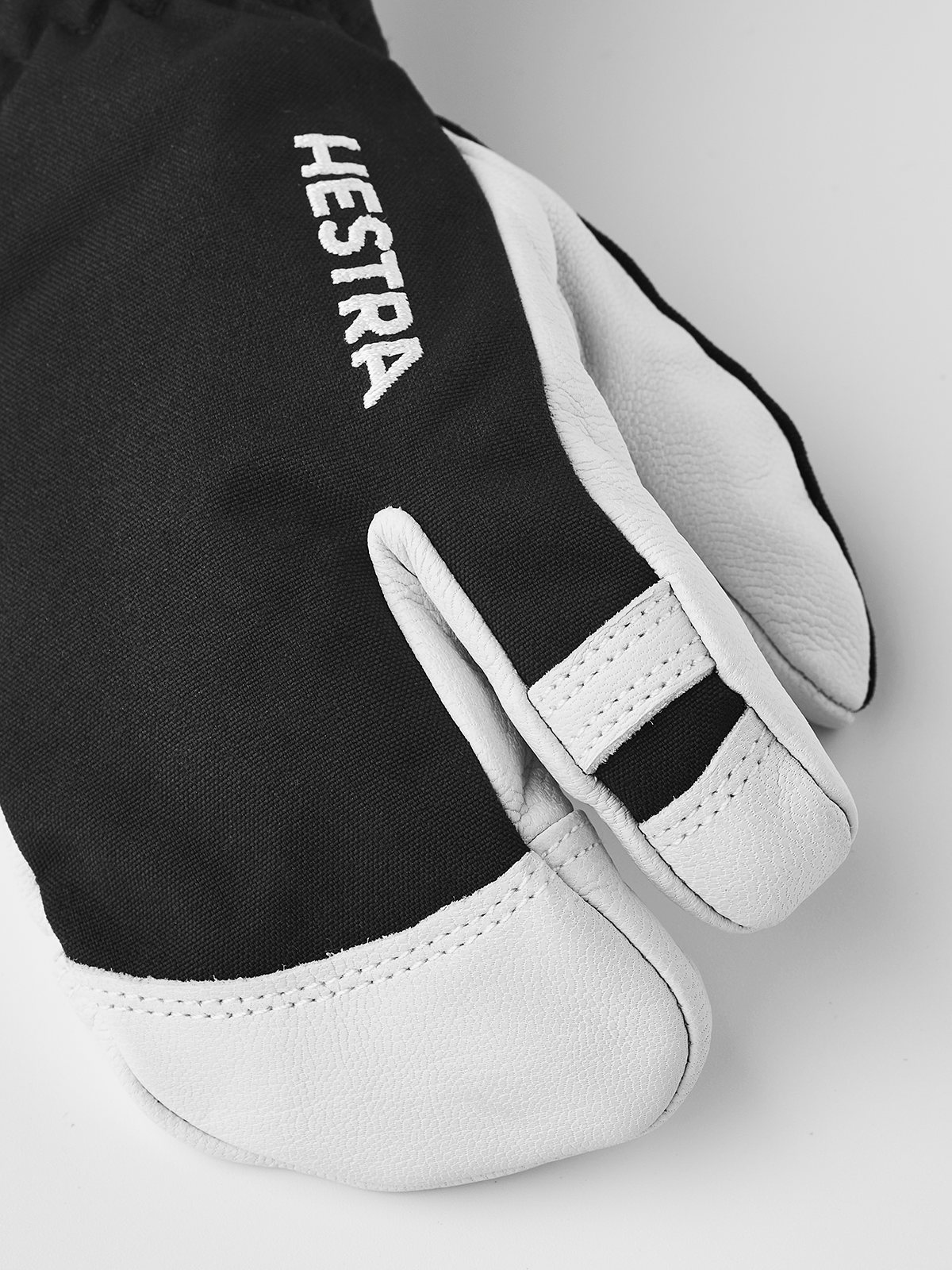 hestra-army-leather-heli-ski-jr-3-finger-skihandschuh-gr-5 image 2