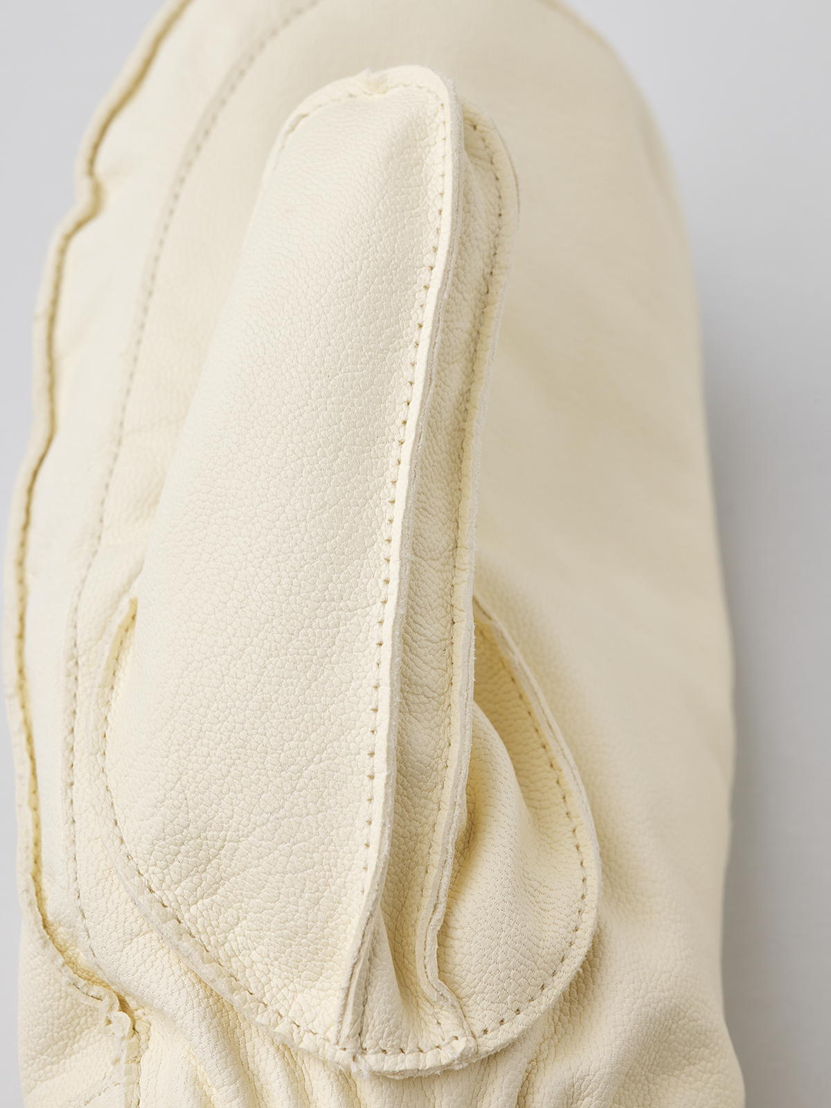 hestra-wakayama-mitt-f-ustling-rindsleder-sehr-warm image 3