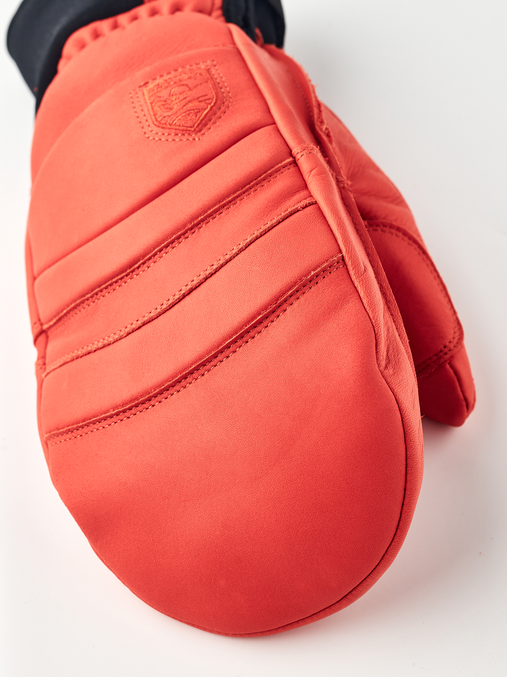 hestra-fall-line-mitt-skif-ustling-gr-8-rindsleder-warm image 3