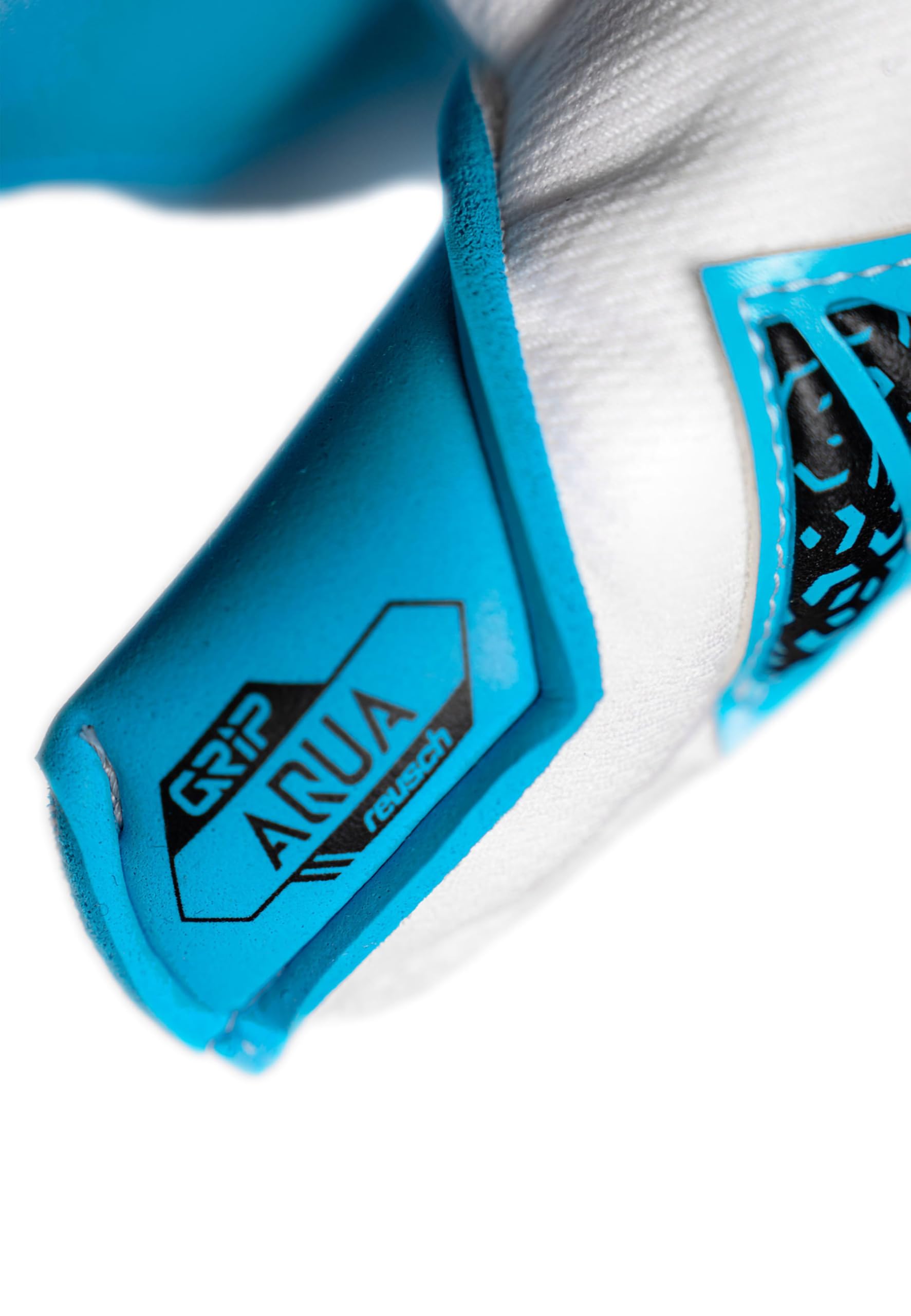 reusch-attrakt-aqua-evolution-torwarthandschuhe-9-5-regen-grip image 7