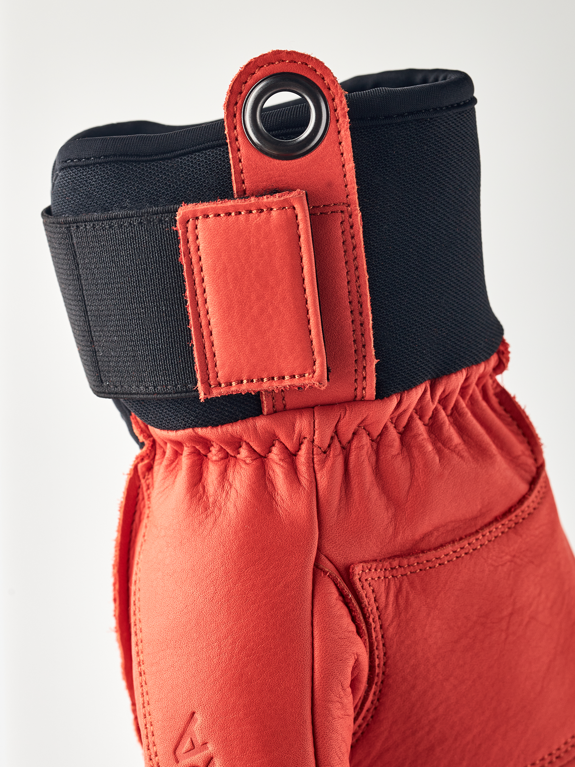 hestra-fall-line-mitt-skif-ustling-gr-8-rindsleder-warm image 5