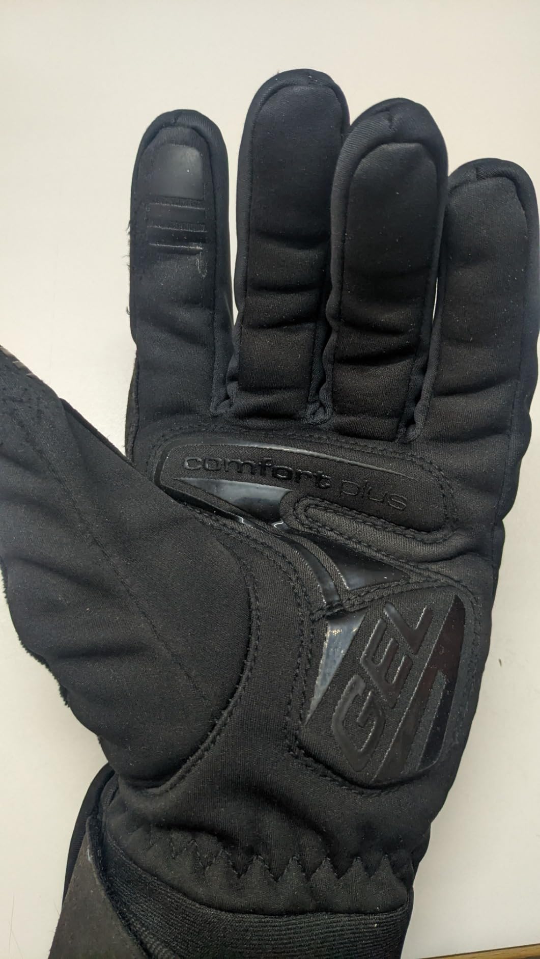 Solide Winterhandschuhe