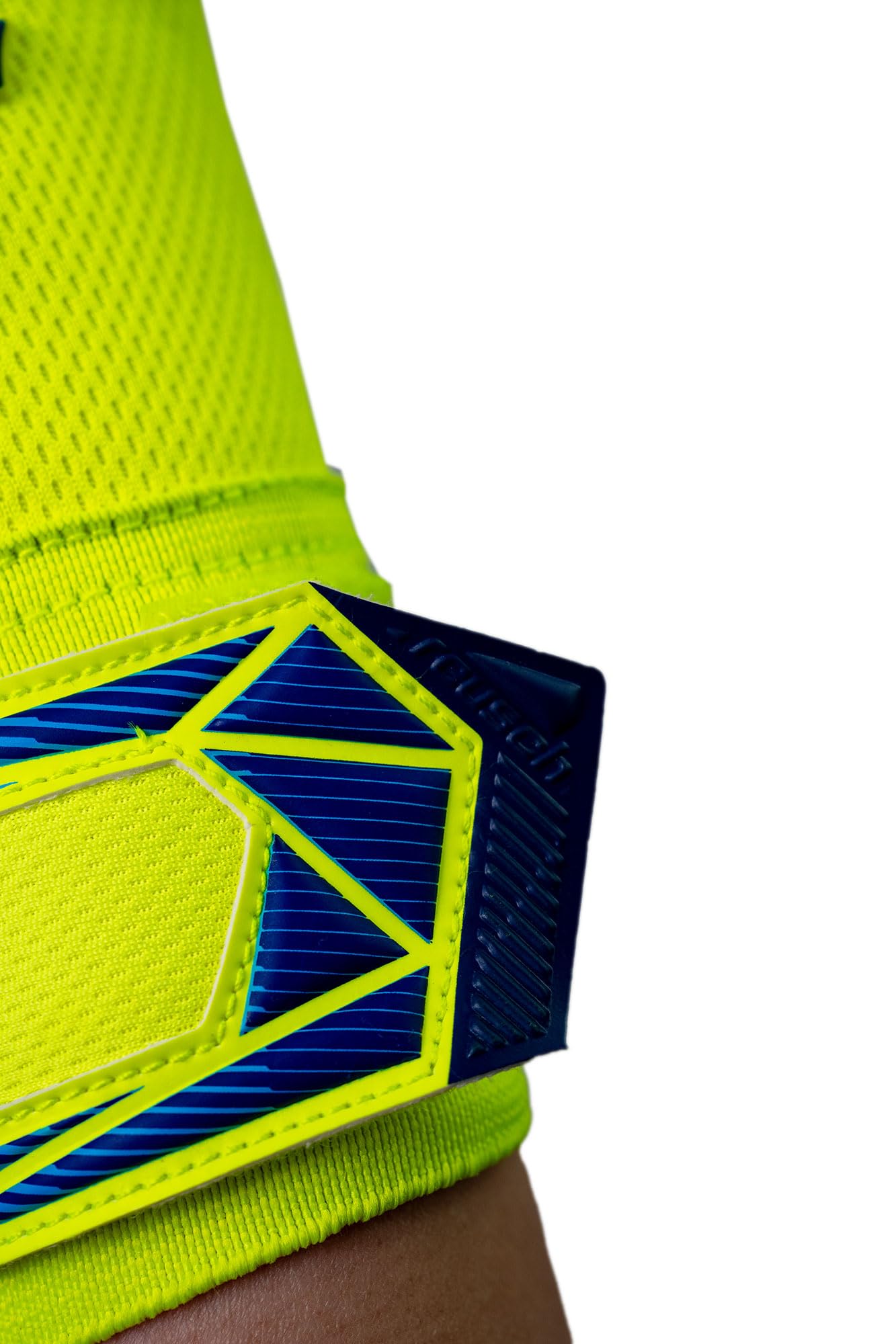 reusch-attrakt-kinder-torwarthandschuhe-grip-gr-6 image 8
